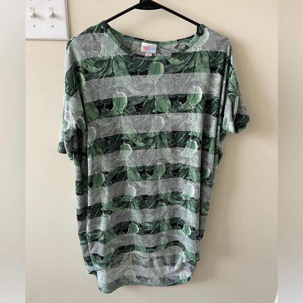 Lularoe shirt!
